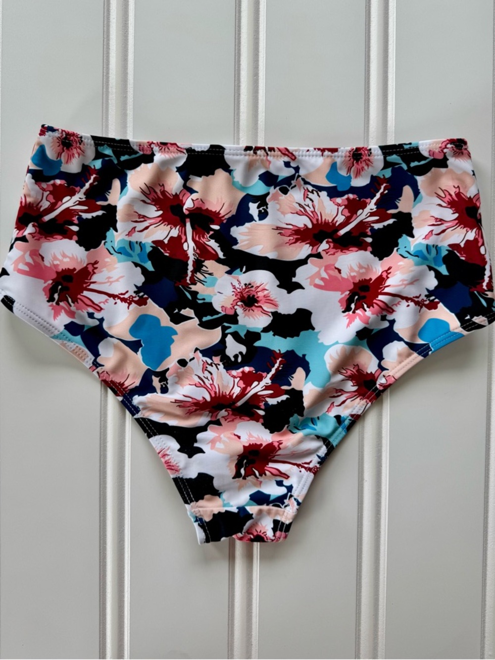Tropical Floral High-Waisted Bikini Swimsuit Set with Ruffle Padded Top - Picture 6 of 8